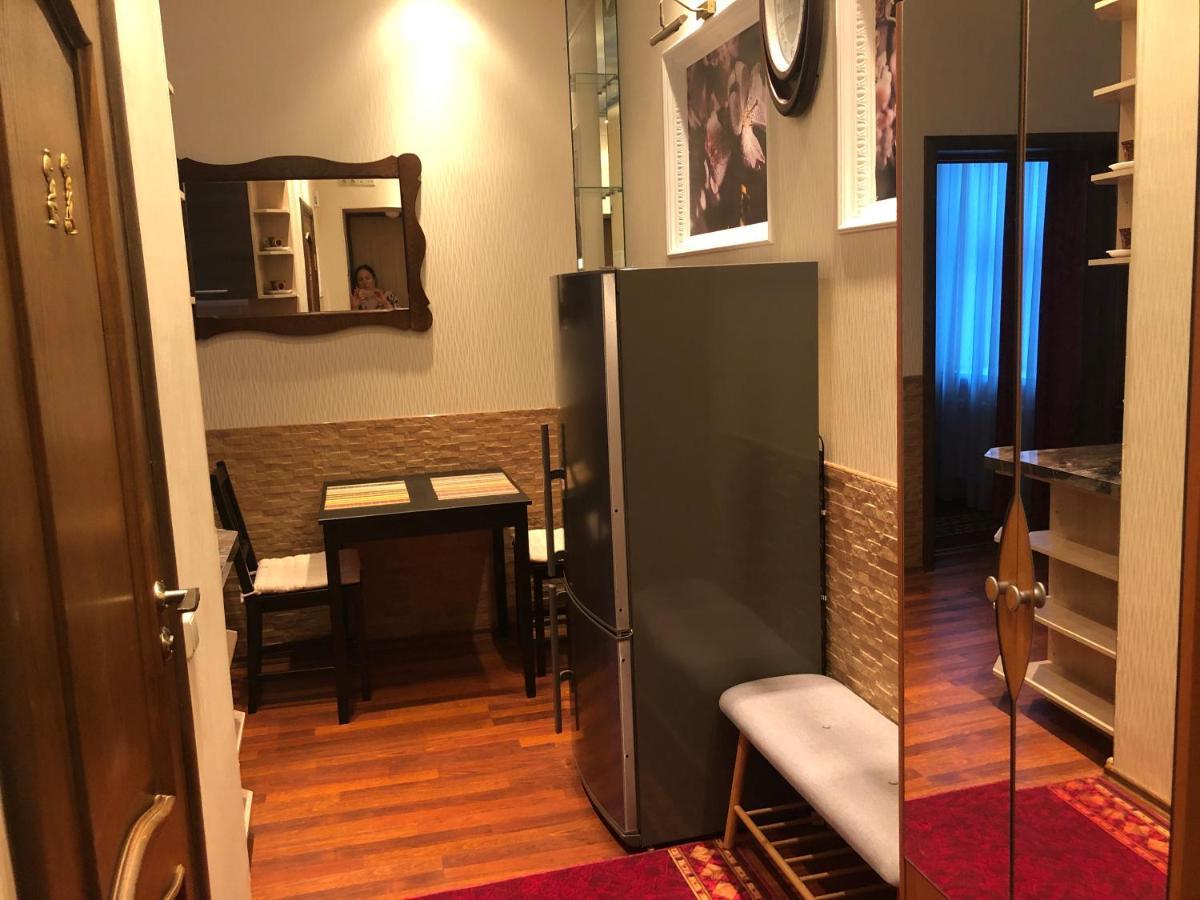 Colorful Apartment With Unique Style รีกา ภายนอก รูปภาพ